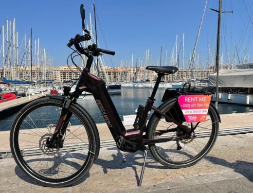 Location vélo électrique  journée avec Pack Guide Virtuel et assurance – Marseille