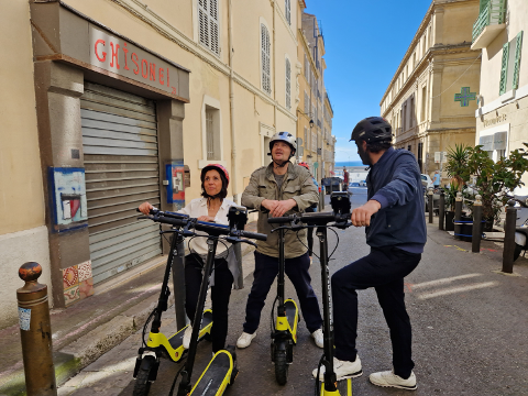 Location trottinette électrique 2h avec Pack Guide Virtuel – Marseille